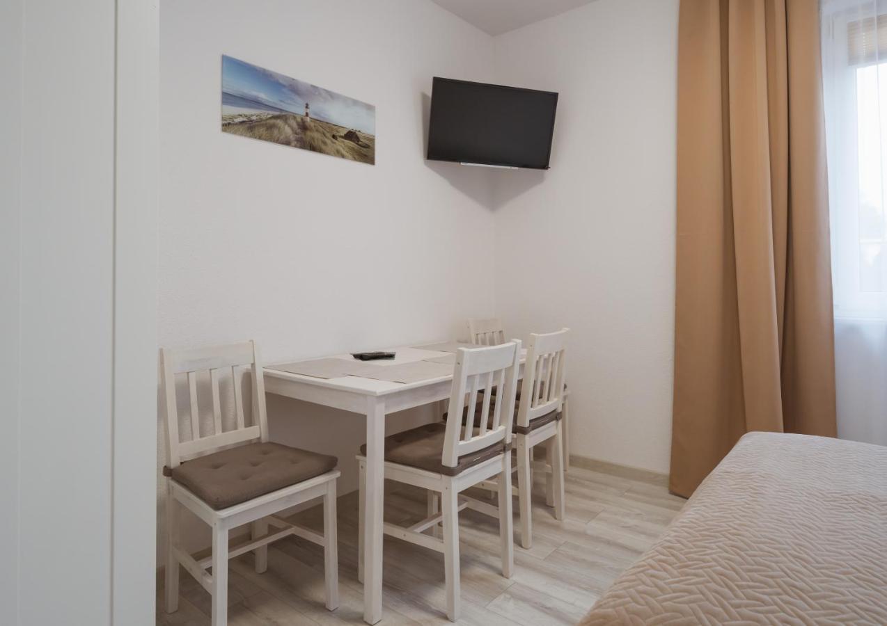 Apartament Dla 4 Osob Blisko Morza Niechorze Extérieur photo